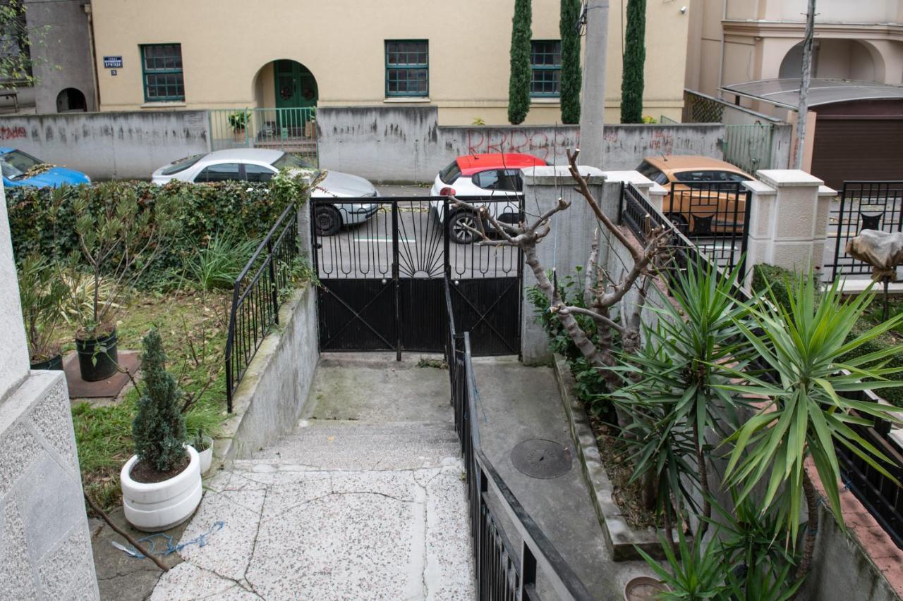 Neimar Apartment With Great Wi-Fi And Free Parking Belgrad Exteriör bild