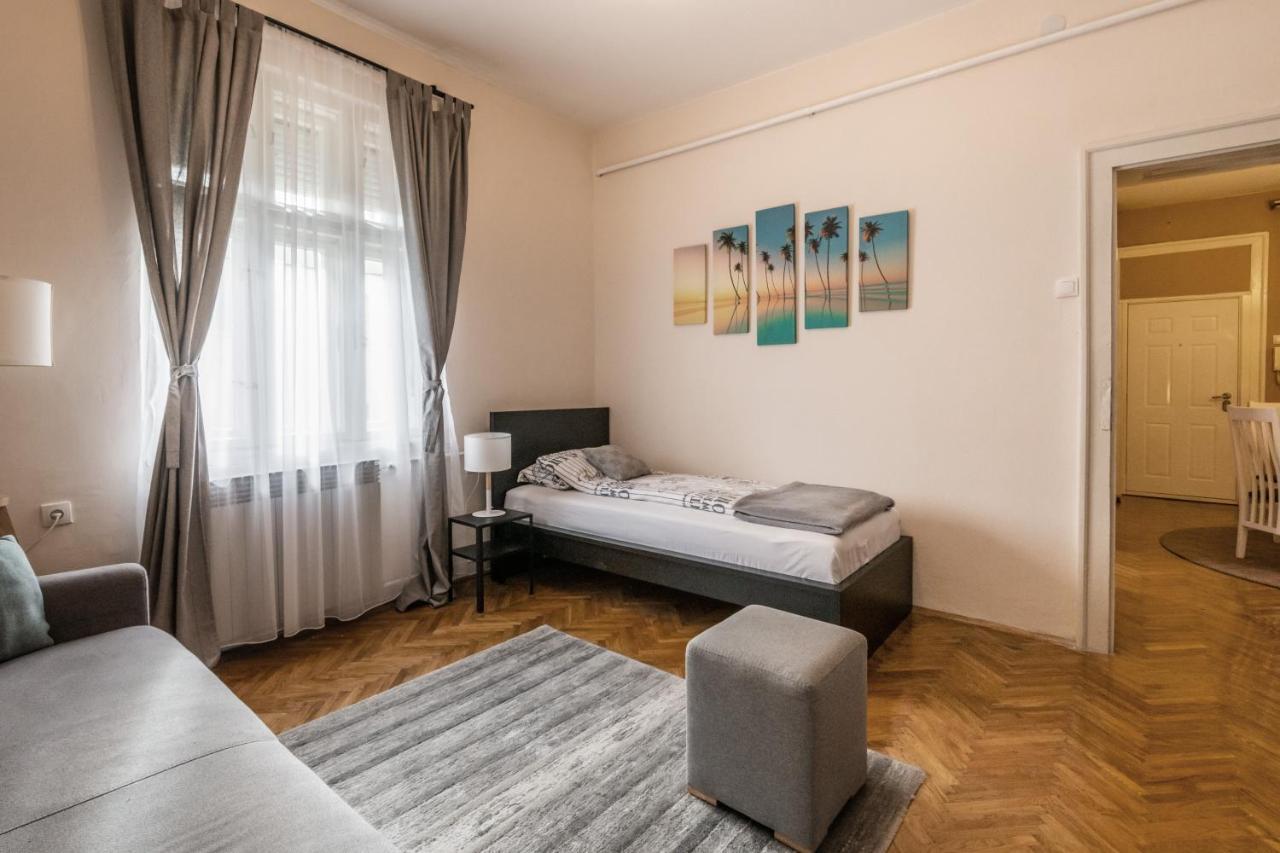 Neimar Apartment With Great Wi-Fi And Free Parking Belgrad Exteriör bild